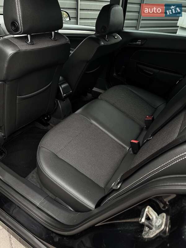 Универсал Opel Astra 2010 в Черкассах