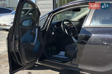 Універсал Opel Astra 2010 в  фото 23 Універсал Opel Astra 2010 в