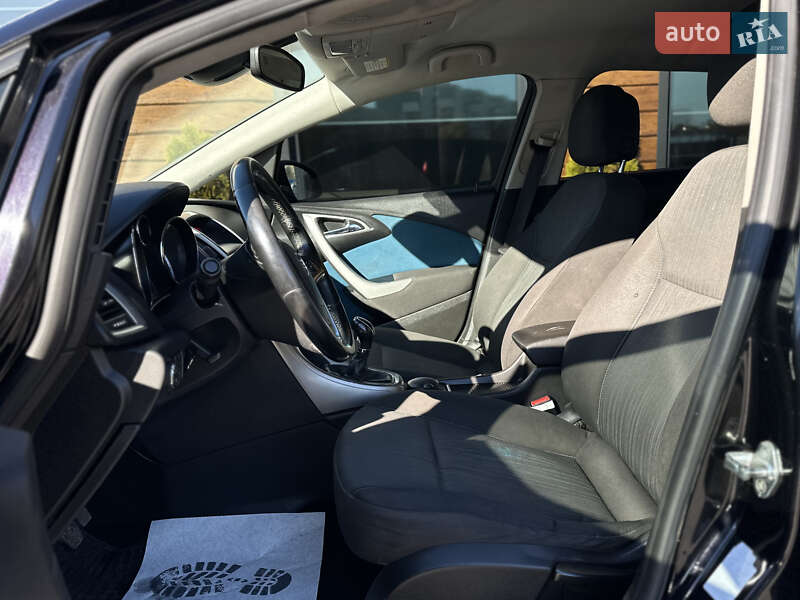 Универсал Opel Astra 2010 в Шептицькому