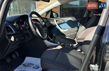 Універсал Opel Astra 2010 в  фото 26 Універсал Opel Astra 2010 в