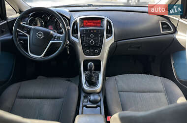 Універсал Opel Astra 2010 в  фото 29 Універсал Opel Astra 2010 в