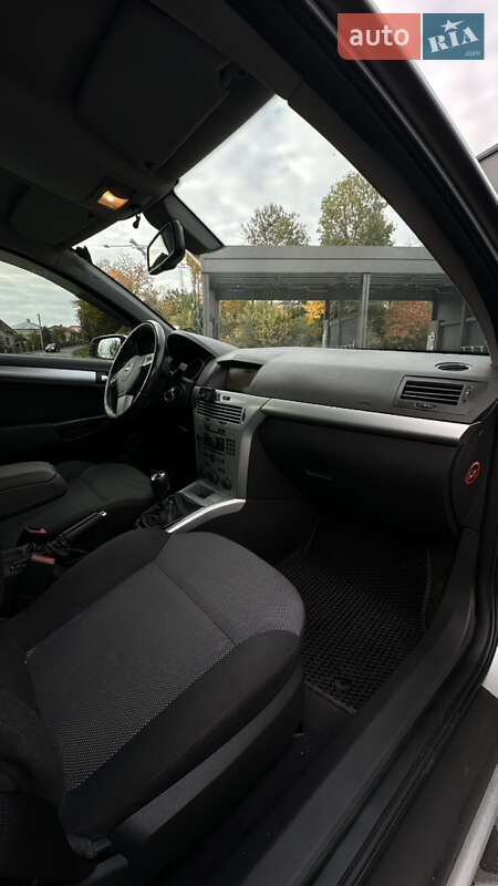 Универсал Opel Astra 2010 в Тернополе фото 20 Универсал Opel Astra 2010 в Тернополе