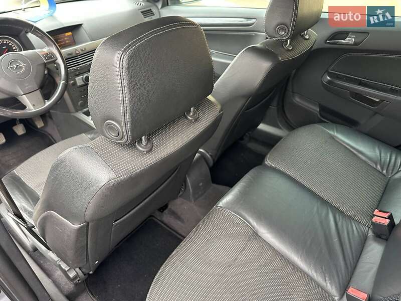 Универсал Opel Astra 2004 в Киеве фото 15 Универсал Opel Astra 2004 в Киеве