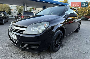 Універсал Opel Astra 2006 в  фото 2 Універсал Opel Astra 2006 в