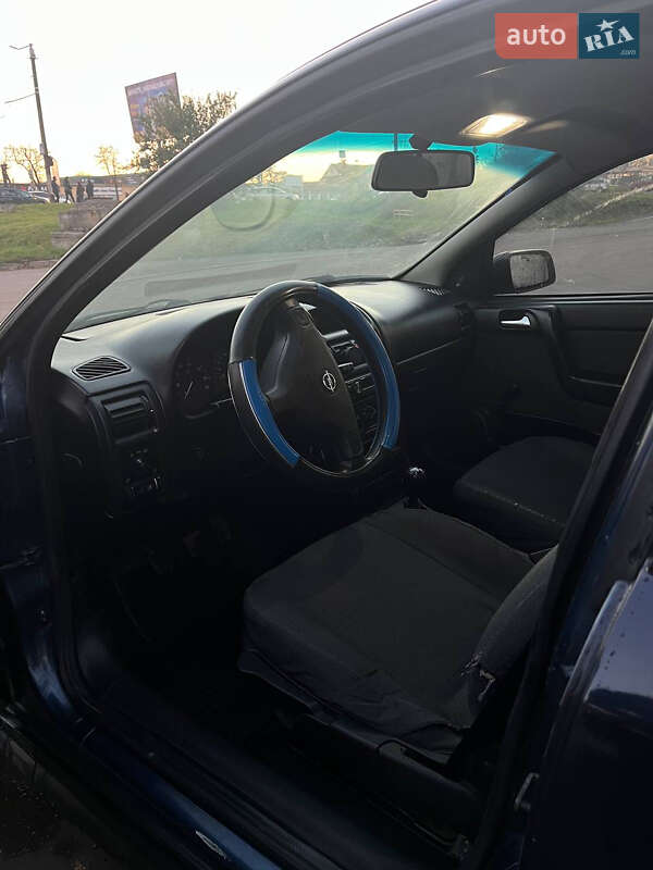 Седан Opel Astra 2005 в Житомирі фото 6 Седан Opel Astra 2005 в Житомирі