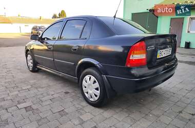 Седан Opel Astra 2008 в  фото 3 Седан Opel Astra 2008 в