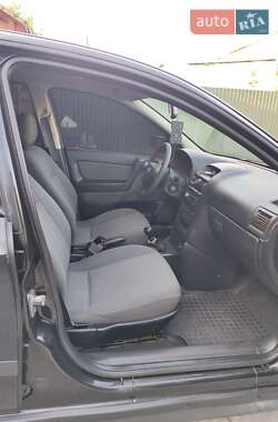 Седан Opel Astra 2008 в  фото 12 Седан Opel Astra 2008 в