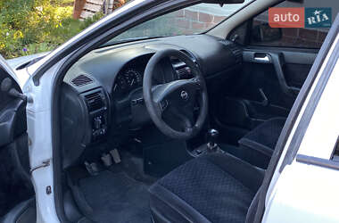 Седан Opel Astra 2000 в  фото 22 Седан Opel Astra 2000 в