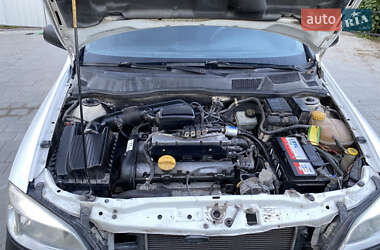 Седан Opel Astra 2000 в  фото 35 Седан Opel Astra 2000 в