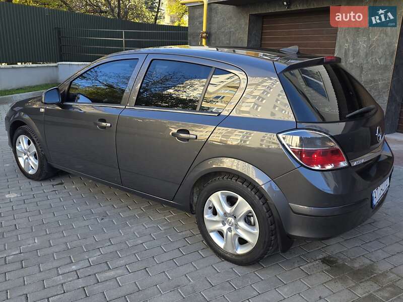 Хэтчбек Opel Astra 2012 в Тернополе фото 6 Хэтчбек Opel Astra 2012 в Тернополе