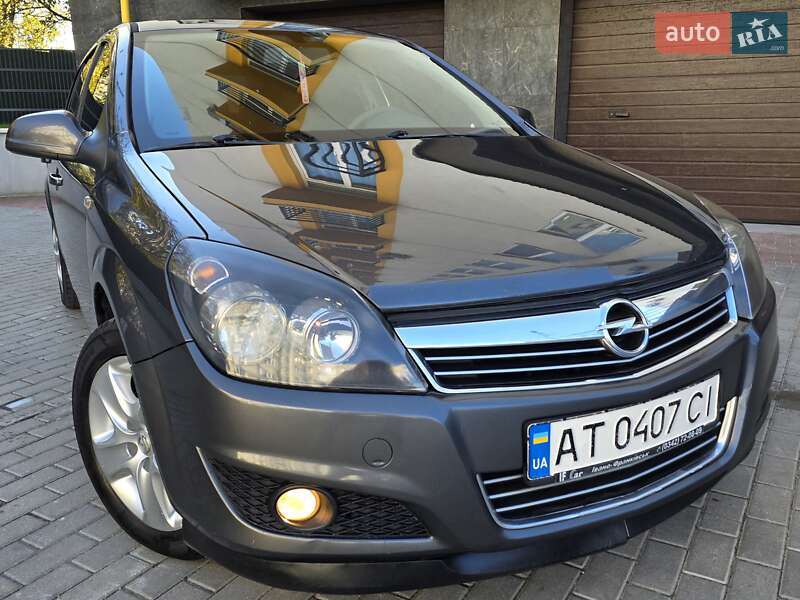 Хэтчбек Opel Astra 2012 в Тернополе фото 16 Хэтчбек Opel Astra 2012 в Тернополе