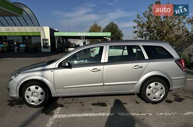 Универсал Opel Astra 2006 в  фото 3 Универсал Opel Astra 2006 в