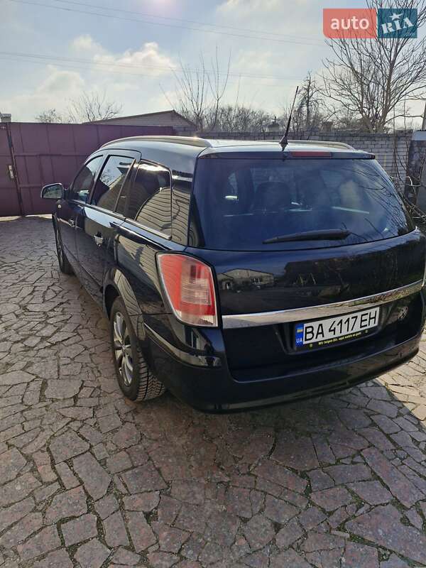 Универсал Opel Astra 2009 в Александрие фото 10 Универсал Opel Astra 2009 в Александрие