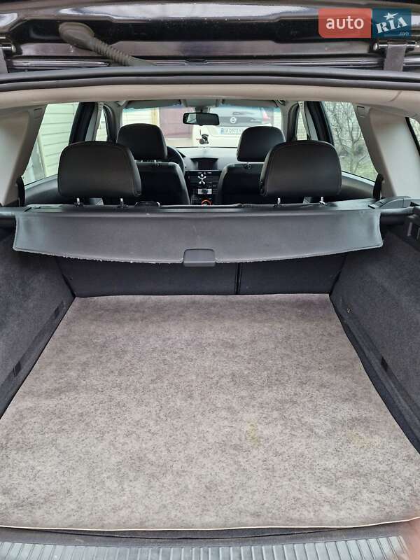 Универсал Opel Astra 2009 в Александрие фото 13 Универсал Opel Astra 2009 в Александрие