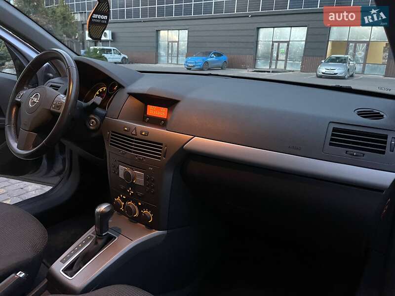 Хетчбек Opel Astra 2005 в Луцьку фото 35 Хетчбек Opel Astra 2005 в Луцьку