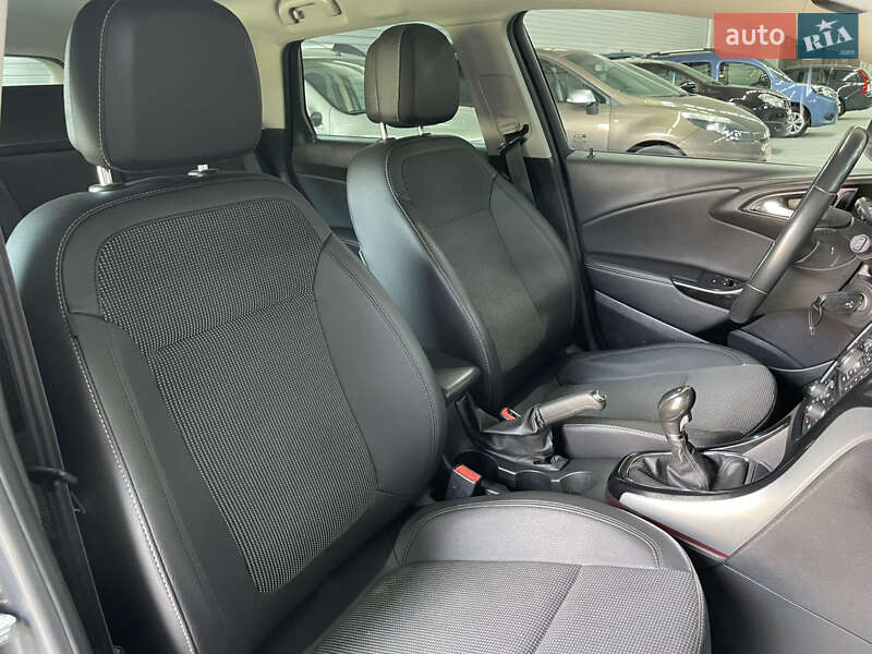 Універсал Opel Astra 2015 в Стрию фото 39 Універсал Opel Astra 2015 в Стрию
