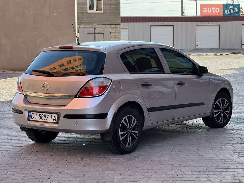 Хетчбек Opel Astra 2006 в Нетішині