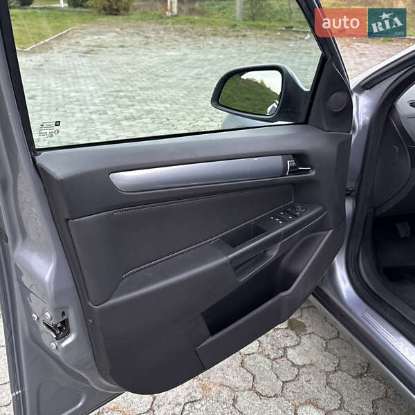 Универсал Opel Astra 2009 в Дубно фото 17 Универсал Opel Astra 2009 в Дубно