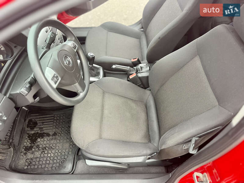Универсал Opel Astra 2009 в Киеве фото 8 Универсал Opel Astra 2009 в Киеве