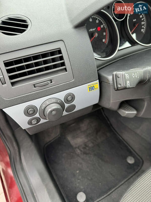 Универсал Opel Astra 2006 в Нововолынске фото 10 Универсал Opel Astra 2006 в Нововолынске