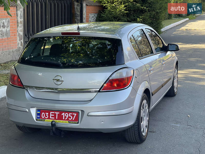 Хэтчбек Opel Astra 2005 в Киеве фото 8 Хэтчбек Opel Astra 2005 в Киеве