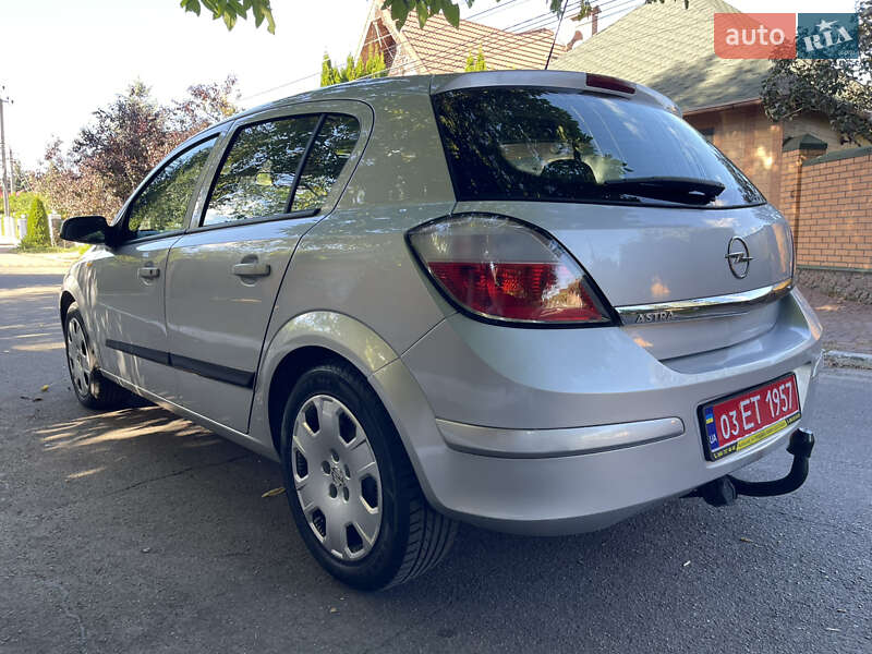Хэтчбек Opel Astra 2005 в Киеве фото 36 Хэтчбек Opel Astra 2005 в Киеве