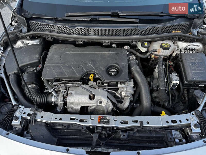 Універсал Opel Astra 2019 в Дрогобичі фото 16 Універсал Opel Astra 2019 в Дрогобичі