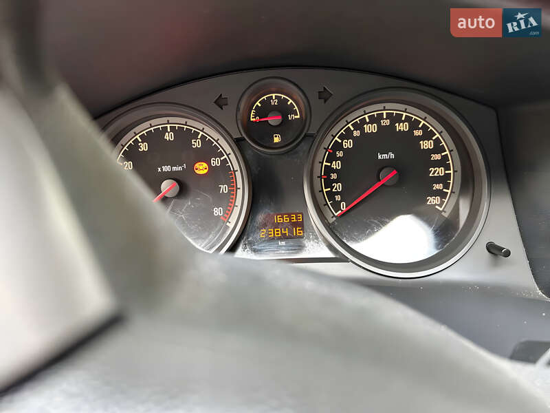 Универсал Opel Astra 2005 в Киеве