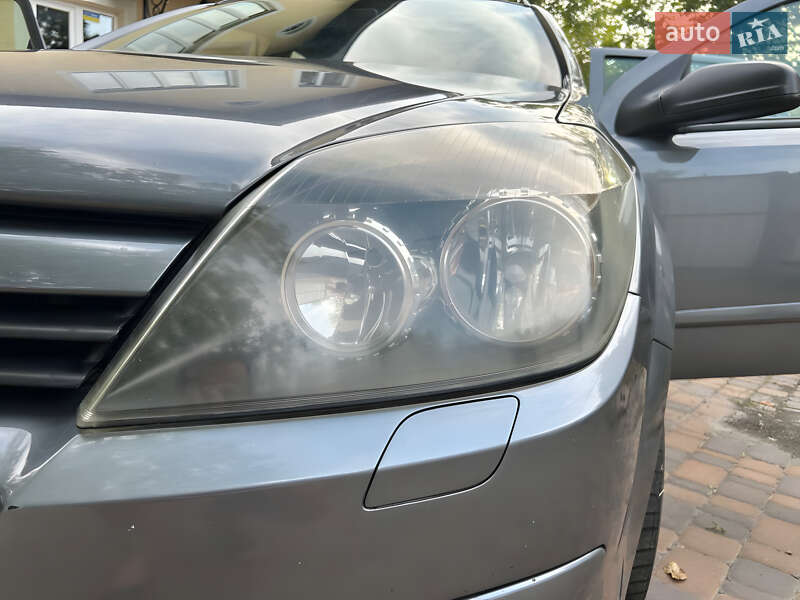 Универсал Opel Astra 2005 в Киеве