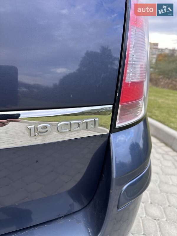 Універсал Opel Astra 2008 в Львові