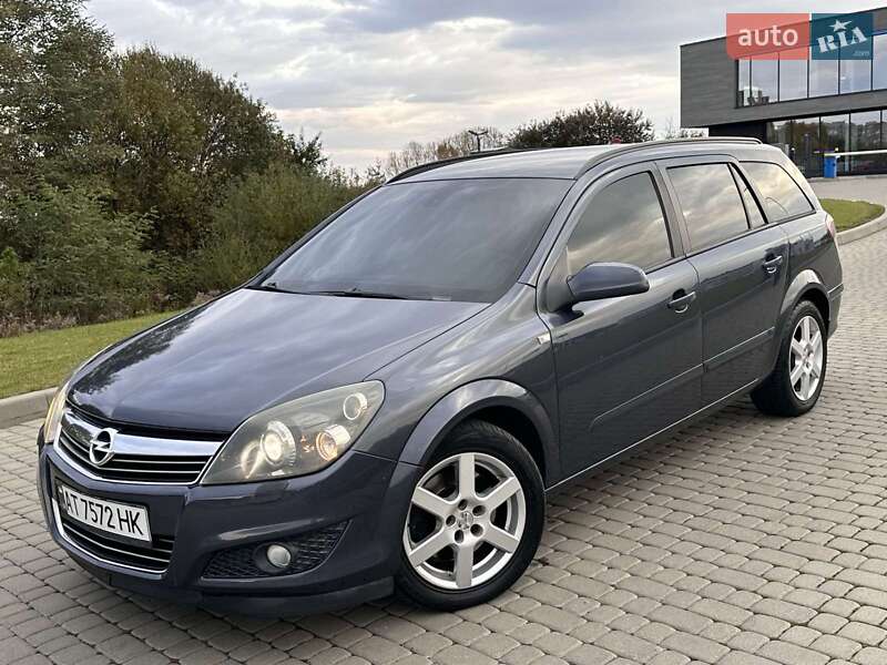Універсал Opel Astra 2008 в Львові