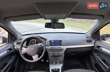 Универсал Opel Astra 2008 в 