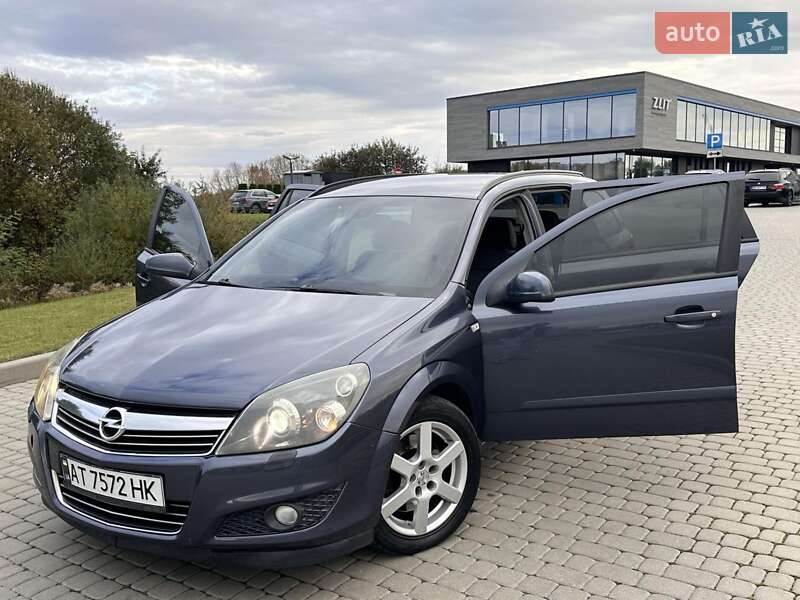 Універсал Opel Astra 2008 в Львові