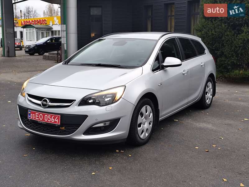 Універсал Opel Astra 2014 в 