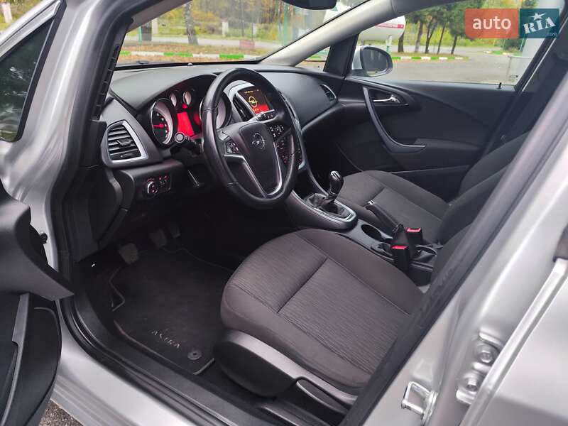 Универсал Opel Astra 2014 в Звягеле фото 18 Универсал Opel Astra 2014 в Звягеле