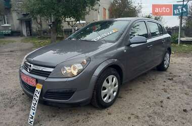 Хэтчбек Opel Astra 2007 в Тернополе Хэтчбек Opel Astra 2007 в Тернополе