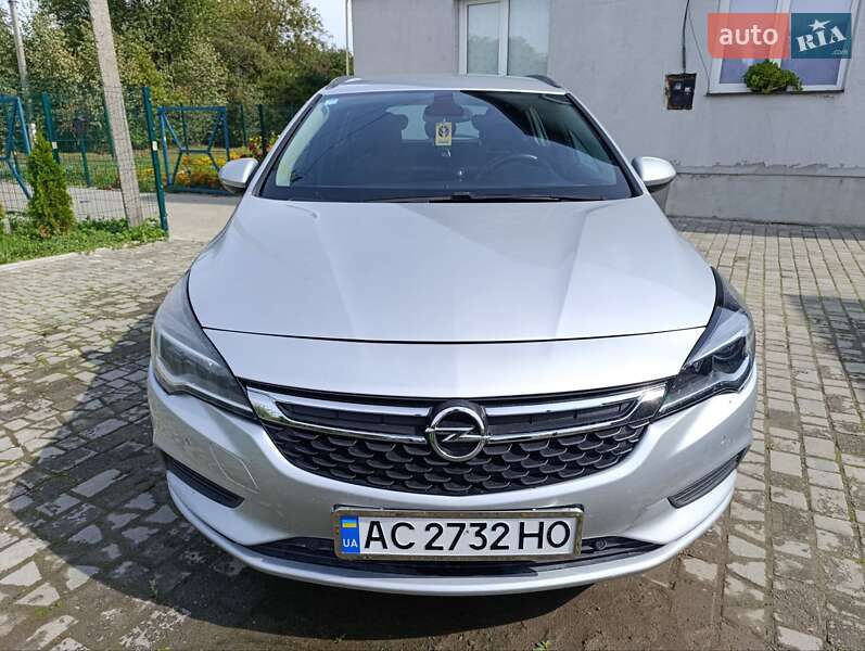 Opel Astra 2016