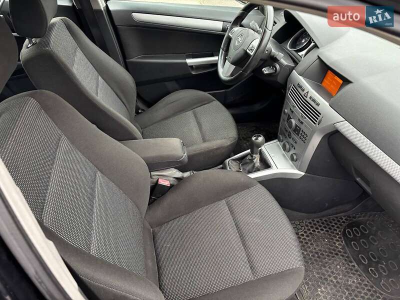 Хэтчбек Opel Astra 2005 в Киеве фото 15 Хэтчбек Opel Astra 2005 в Киеве