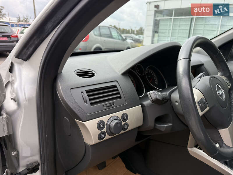 Универсал Opel Astra 2007 в Виннице
