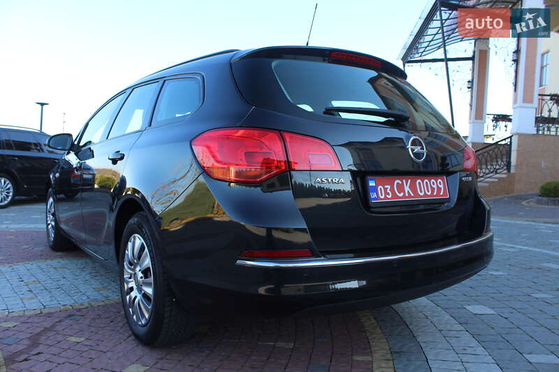 Універсал Opel Astra 2015 в Трускавці фото 46 Універсал Opel Astra 2015 в Трускавці