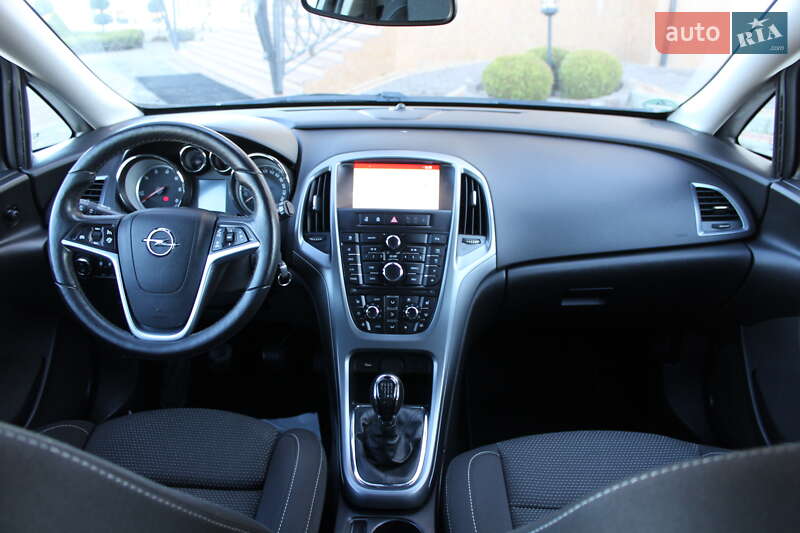 Універсал Opel Astra 2015 в Трускавці фото 103 Універсал Opel Astra 2015 в Трускавці