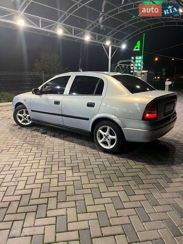 Седан Opel Astra 2005 в Полтаві фото 3 Седан Opel Astra 2005 в Полтаві