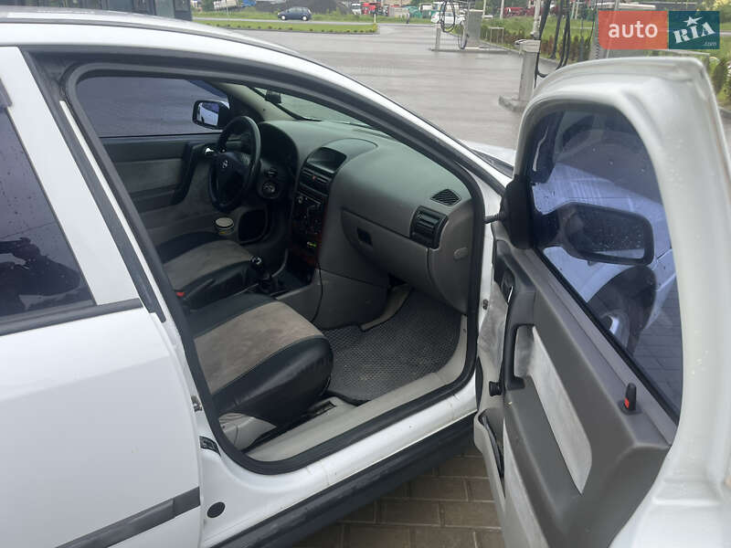 Хетчбек Opel Astra 2001 в Золочеві фото 9 Хетчбек Opel Astra 2001 в Золочеві