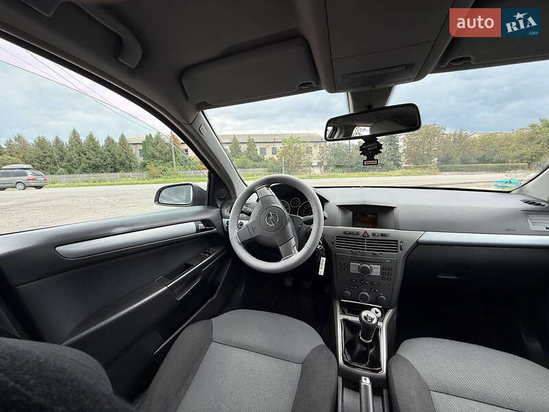 Универсал Opel Astra 2005 в Тернополе фото 46 Универсал Opel Astra 2005 в Тернополе