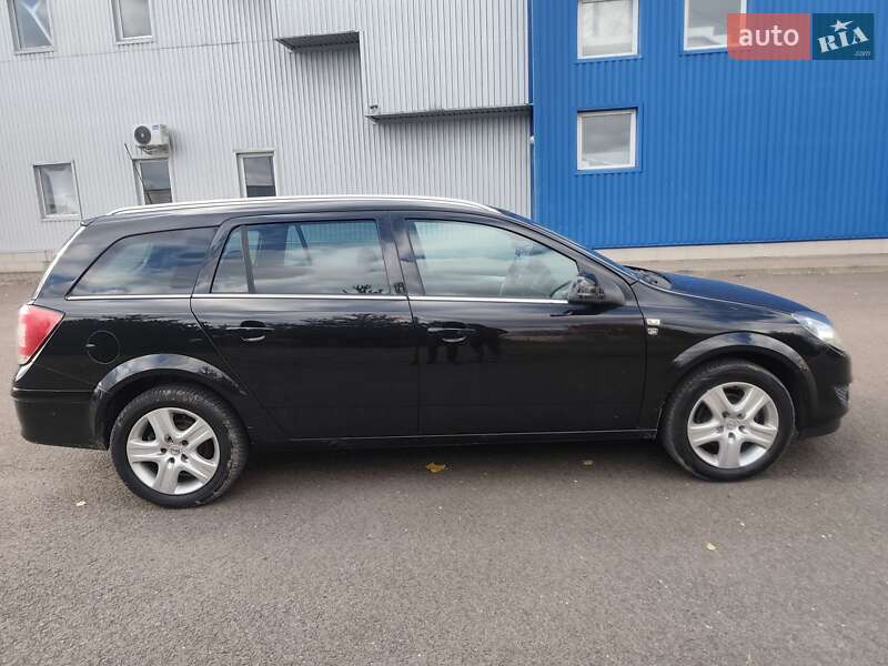 Универсал Opel Astra 2010 в Ковеле фото 2 Универсал Opel Astra 2010 в Ковеле