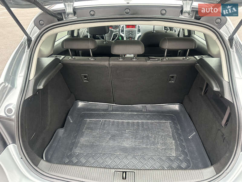 Хетчбек Opel Astra 2010 в Житомирі фото 9 Хетчбек Opel Astra 2010 в Житомирі