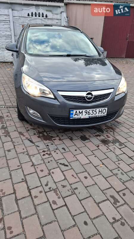 Універсал Opel Astra 2011 в Бердичеві фото 6 Універсал Opel Astra 2011 в Бердичеві