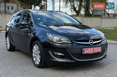 Универсал Opel Astra 2016 в Тернополе