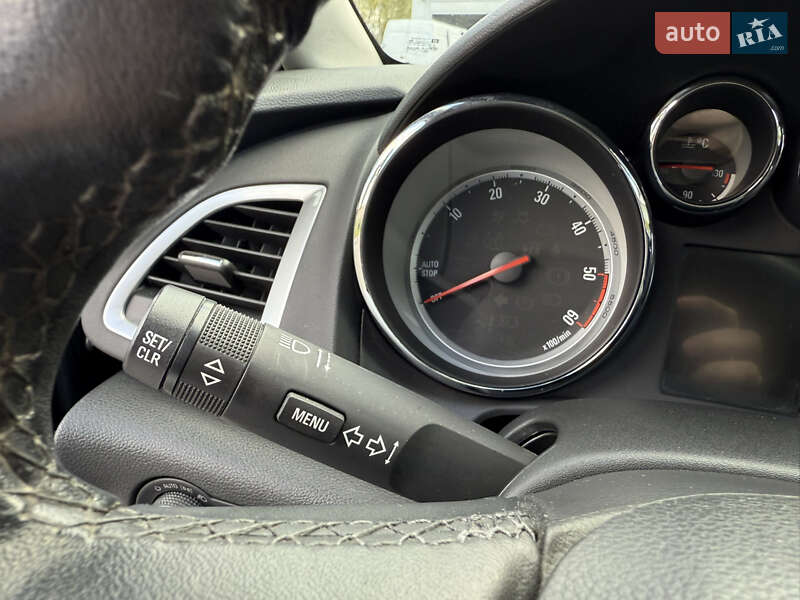 Универсал Opel Astra 2016 в Тернополе