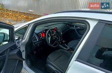 Універсал Opel Astra 2015 в 